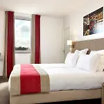 Hotel Kyriad Lyon Est Stadium Eurexpo