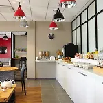 Hotel Kyriad Lyon Est Stadium Eurexpo Meyzieu