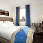 Kyriad Lyon Est Stadium Eurexpo Отель 3*