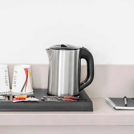 Hotel Kyriad Lyon Est Stadium Eurexpo Meyzieu