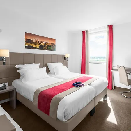 Kyriad Lyon Est Stadium Eurexpo Meyzieu 3* Meyzieu