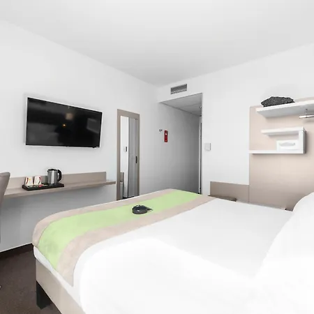 Hotel Kyriad Lyon Est Stadium Eurexpo Meyzieu