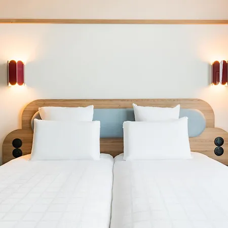 Szálloda Kyriad Lyon Est Stadium Eurexpo 3*