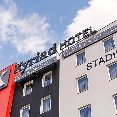 Hotell Kyriad Lyon Est Stadium Eurexpo