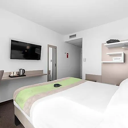 Hotel Kyriad Lyon Est Stadium Eurexpo 3*