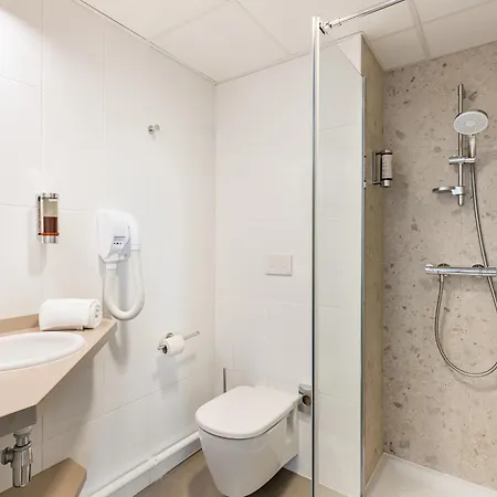 Kyriad Lyon Est Stadium Eurexpo 3*