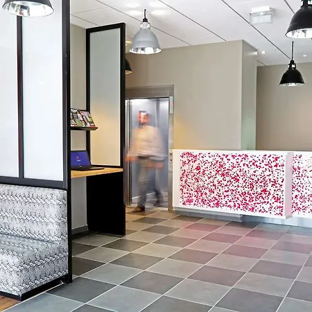 Hotel Kyriad Lyon Est Stadium Eurexpo Meyzieu