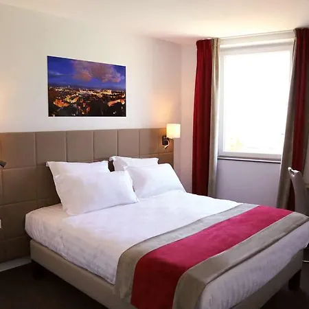 Kyriad Lyon Est Stadium Eurexpo Hotell