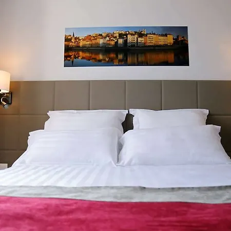 Kyriad Lyon Est Stadium Eurexpo Meyzieu