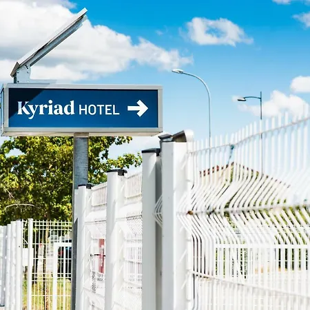 Kyriad Lyon Est Stadium Eurexpo Hotel 3*
