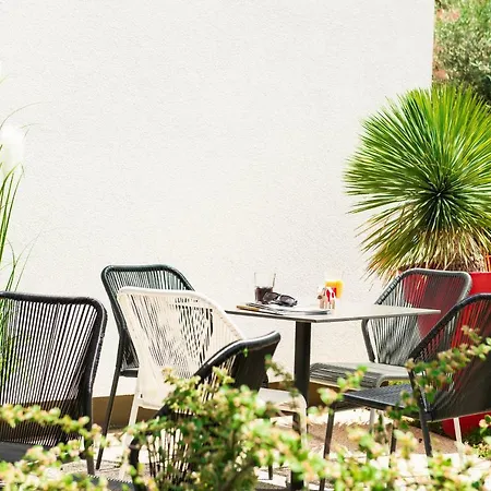 Kyriad Lyon Est Stadium Eurexpo Meyzieu Hotel 3*