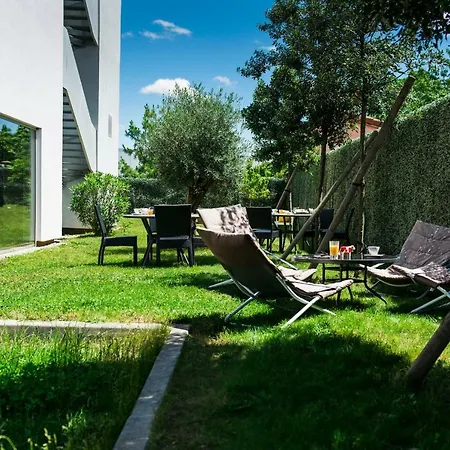 Szálloda Kyriad Lyon Est Stadium Eurexpo 3*